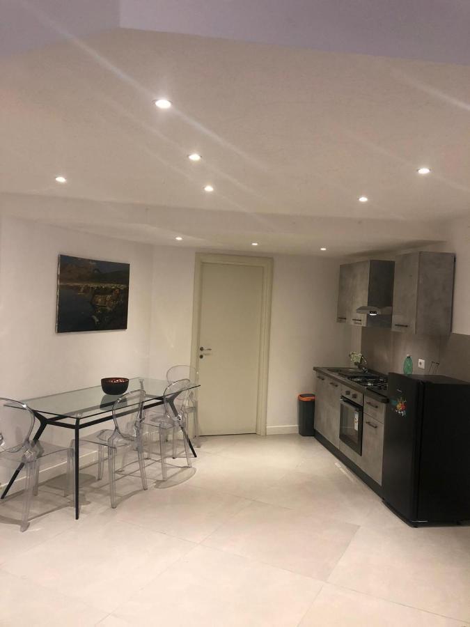 Mirella Apartment
